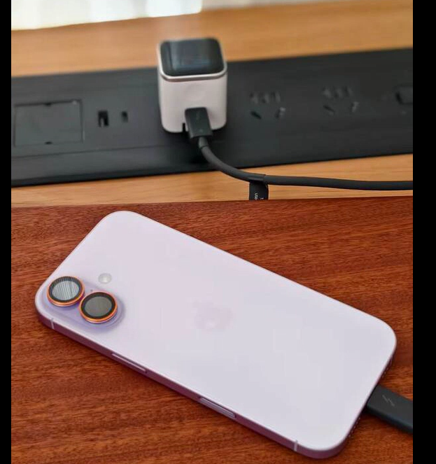 3-in-1 AI Smart Charging 45W Dock™ Touch Control | Adaptive Power | Fast Charging